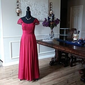 Belsoie Tiffany Chiffon Red Cap Sleeves Floor-length Gown. Size 8